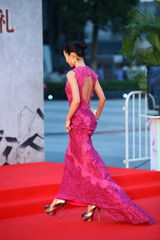 组图：金鸡百花电影节红毯星光熠熠