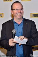 组图：维尔德多伦多获奖 着人鱼美裙八面玲珑