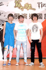 幻灯组图：苏打绿献唱利物浦音乐节 走访披头士故居