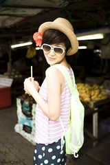 高清图：陆毅鲍蕾新书记录甜蜜生活 甜蜜感情新鲜爱