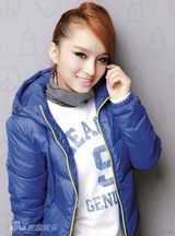 组图：09快女十强李媛希被曝整容成畸形