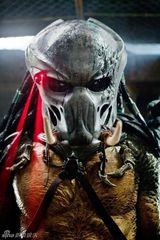 幻灯：新版电影《铁血战士》新剧照公布