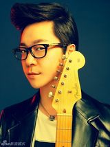 组图：好声音丁少华魅力回归 坦言音乐是梦想