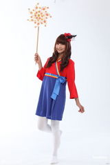 组图：台湾13岁女孩代言变辣妹 许雅涵将组新AKB48