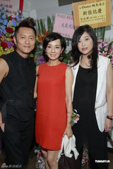 组图：苏志威舞蹈学堂开分店 毛舜筠出席捧场