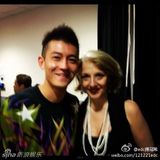 组图：Lady GaGa香港开唱 圈内众星纷纷“朝圣”