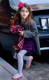 策划：明星宝宝着装大PK 小七苏瑞领衔萌妹子