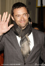 幻灯图集：斯嘉丽舞台剧首演 休-杰克曼等众星捧场