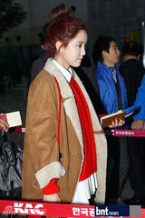 组图：T-ara赴日办粉丝签名会 红装贺圣诞