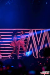 组图：少女时代香港开唱 劲歌热舞齐秀美腿