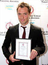 幻灯图集：裘德-洛和蕾切尔-薇姿伦敦获奖