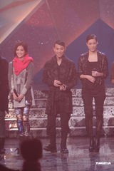 组图：《劲歌金曲》录影 阿Sa(蔡卓妍)梁汉文亮相