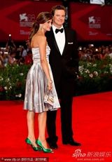 组图：《锅匠》首映 科林费斯加里奥德曼携妻亮相