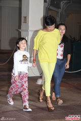 组图：曾志伟60寿宴包场迪士尼引游客不满