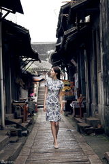 组图：韩雪为家乡代言 江南水乡显自然清新