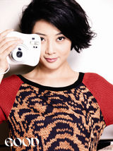 组图：殷桃OL写真曝光尽显妩媚干练