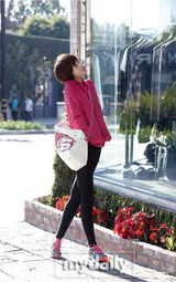 组图：韩星黄静茵拍服装广告 色彩艳丽春意盎然