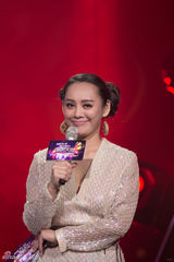 组图：宁静难拒郭德纲献主持首秀 跨界执掌话筒