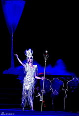 高清图：《阿房宫赋》惊艳 刘晓庆跳鼓舞满堂彩