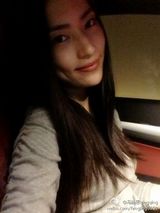 组图：疑似李亚鹏激吻女私照 容貌清纯可人