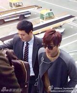 组图：李敏镐抵京备战春晚 引发机场拍照狂潮