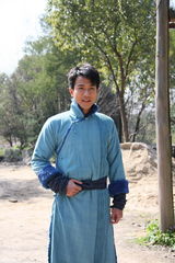 高清图：《欢喜婆婆俏媳妇》热拍 胡杏儿称不嫁豪门