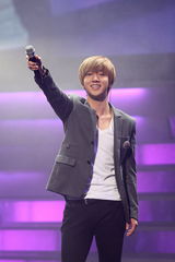 高清图： SJ-kry演唱会记者会 帅气有型用心歌唱