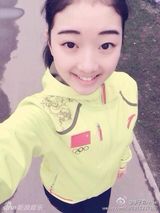 组图：花滑17岁小将李子君清纯可爱获粉丝喜爱