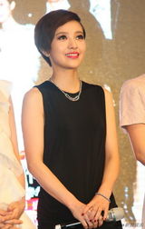 组图：《小时代》上海发布会 粉丝疯狂混乱