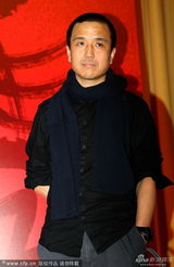 组图：娄烨秦昊助阵活动 黄璐胸前镂空装性感