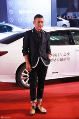 组图：众星捧场ELLE之夜 徐峥夫妇破婚变传闻