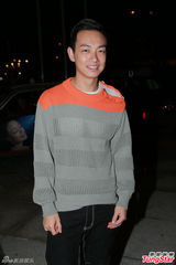 组图：陈敏之欢送梁家树荣休 称视之为爸爸