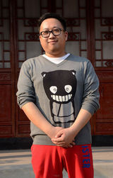 组图：网传编剧于正在咖啡厅遭人扇耳光