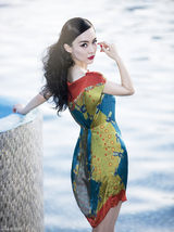 高清图：霍思燕《新旅行》复古红唇大秀美腿