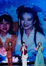 组图：59岁赵雅芝罕见青涩童年少女旧照曝光