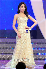 组图：金宥美当选2012韩国小姐