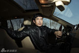 组图：成泰燊拍摄汽车大片 讲述越野人生