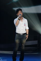 幻灯组图：快男突围赛第五场 “回锅肉”惊险晋级