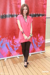 组图：张家辉新戏魔鬼减肥 文咏珊合作影帝感压力