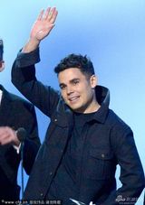 组图：乐队Vampire Weekend获格莱美另类专辑奖