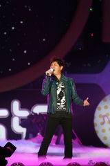 高清组图：09无线咪咕汇现场 李宇春莫文蔚精彩演出