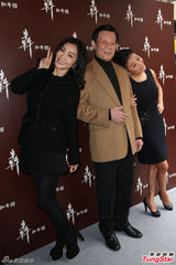 组图：寇世勋期望回台拍戏 不喜边写边拍模式