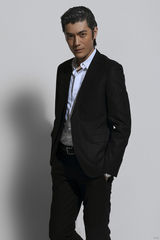 组图：季裕哲写真彰显型男魅力