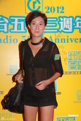 组图：黄贯中等出席电台台庆 曝朱茵预产期冬至