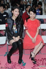 组图：李彩华为信仰受浸 不信林峰吴千语分房睡