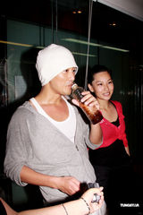 幻灯图：林峰为演唱会紧张排舞 与徐子珊大跳辣舞