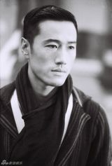 组图：朱刚日尧文艺写真 亦正亦邪破茧而出