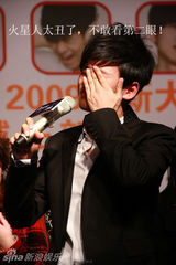 策划组图：当明星遇上火星人 搞笑雷人表情集锦