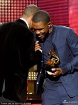 组图：55届格莱美独立势力崛起 新人展风采