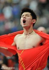 组图：血性藏獒张继科展男性阳刚魅力